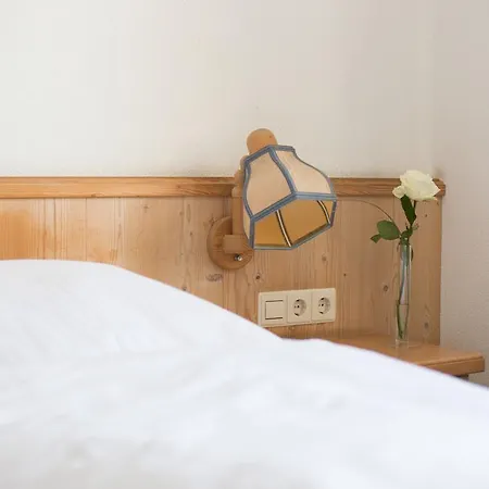 게스트하우스 Landgasthof Bieg 3*